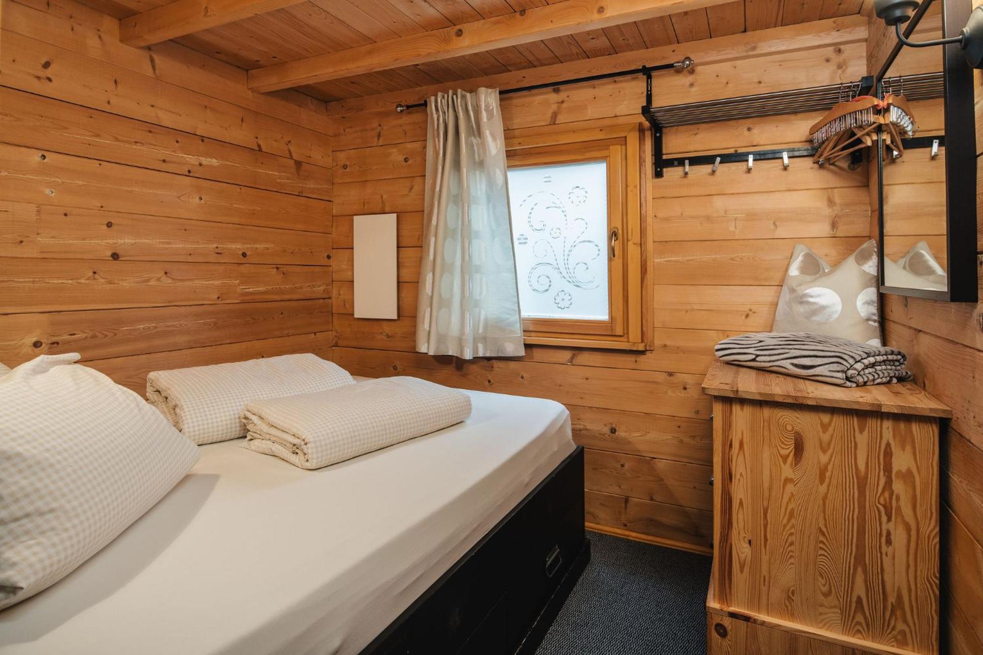 Camping Dreilaendereck Blockhuetten & Apartments Ried im Oberinntal Eksteriør billede