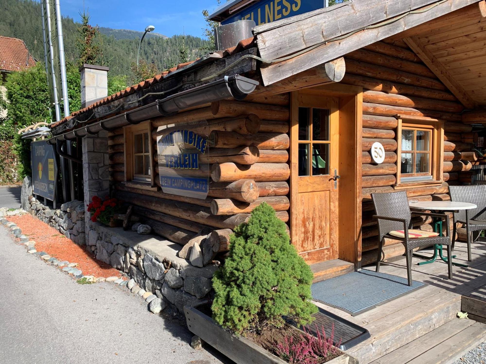 Camping Dreilaendereck Blockhuetten & Apartments Ried im Oberinntal Eksteriør billede