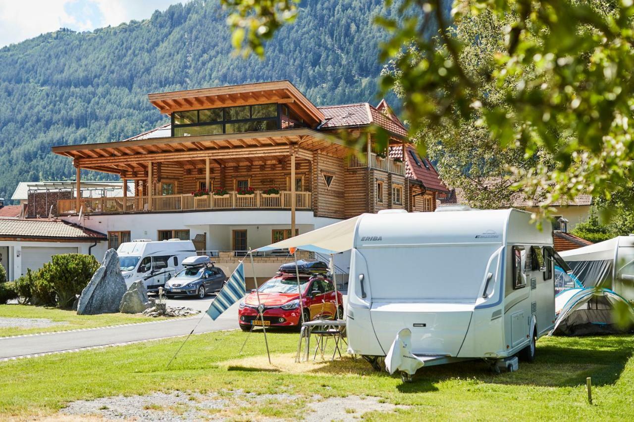 Camping Dreilaendereck Blockhuetten & Apartments Ried im Oberinntal Eksteriør billede